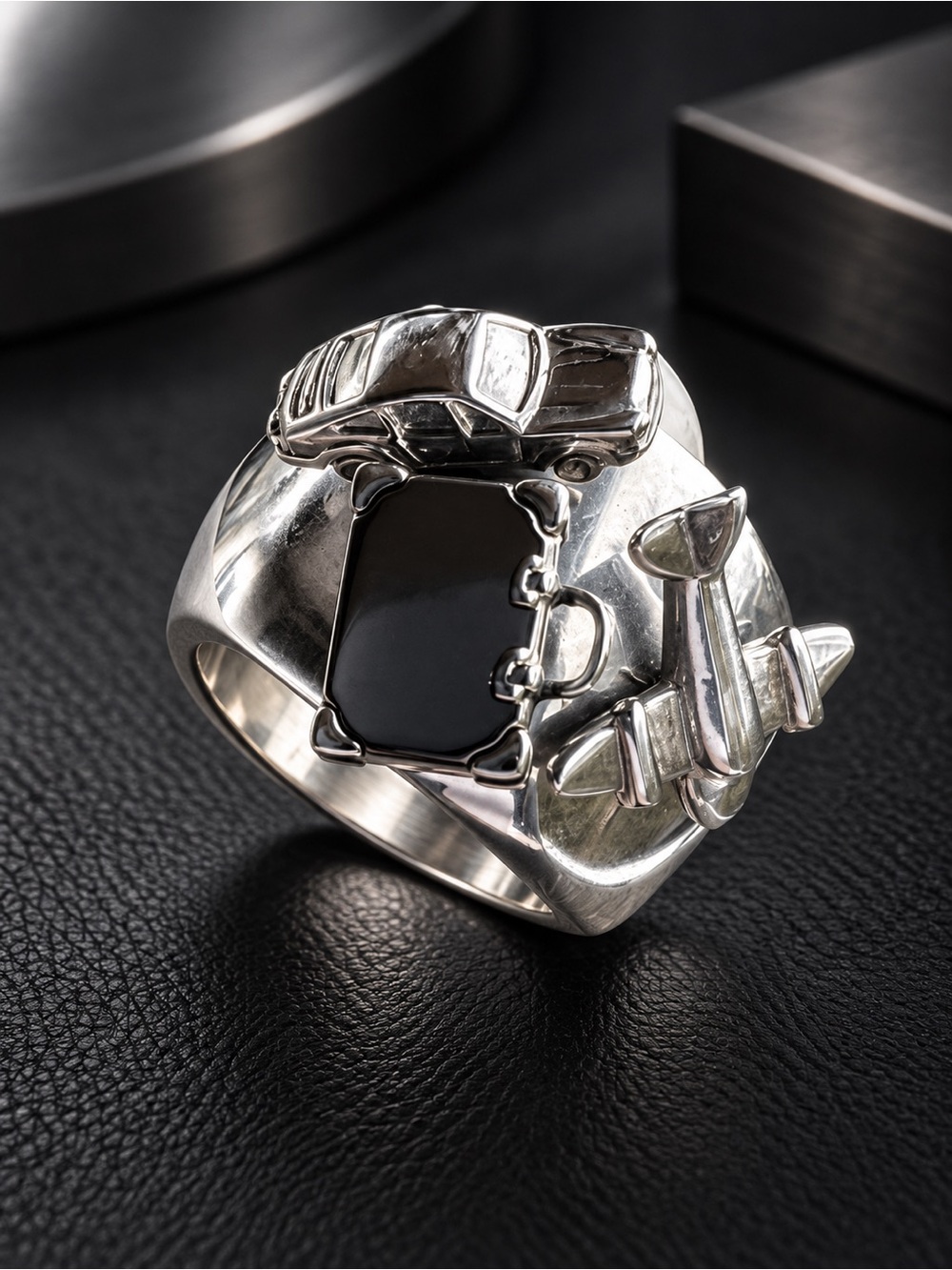 Traveler Statement Ring - MORELLATO